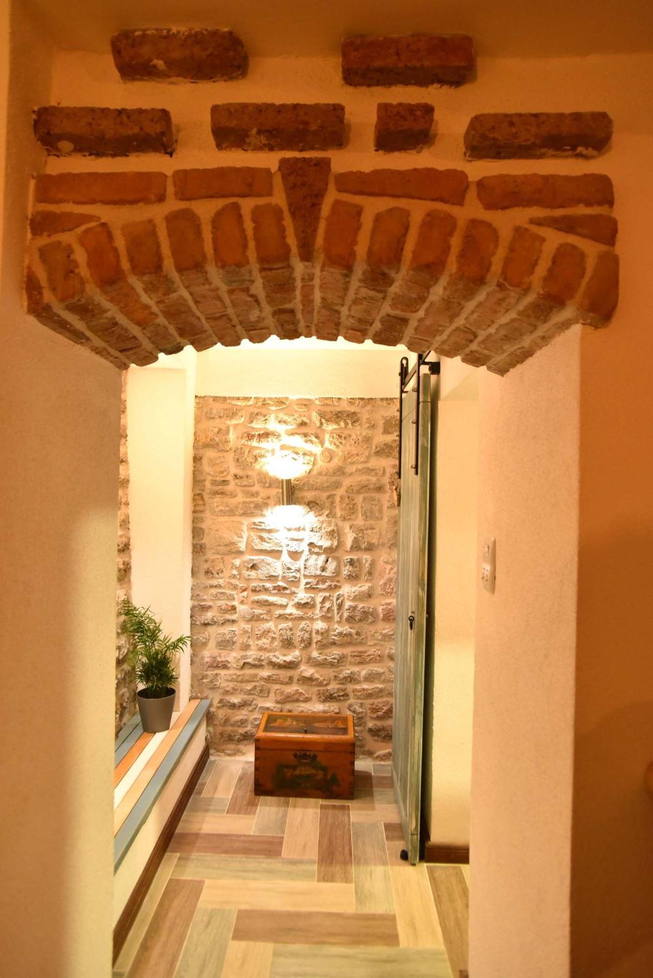 Guest House Amfora Budva Exterior photo